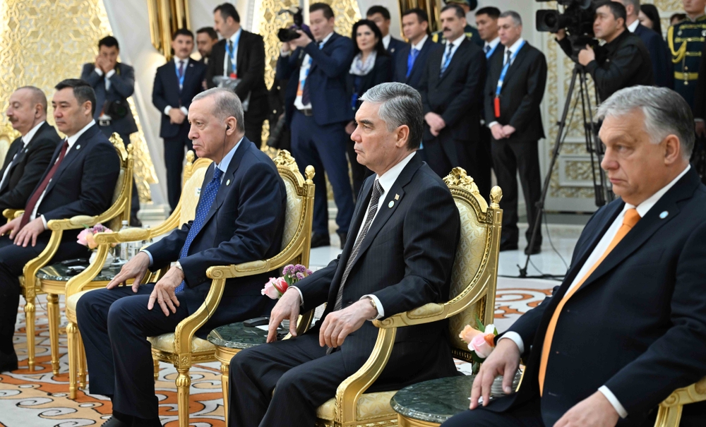 https://www.tds.gov.tm/assets/news/turkmenistan-turki-dowletlerin-guramasynyn-yurtlarynyn-2024-2025-nji-yyllar-ucin-hyzmatdaslyk-maksatnamasyny-kabul-etmek-baradaky-teklibi-one-surdi-09-11-2023-09-15-03/1aK003694i.jpg